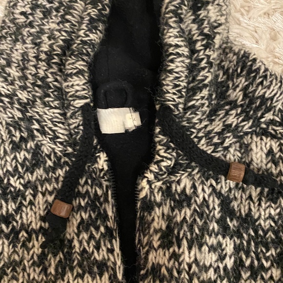 Alpaca Wool Jacket - Picture 2 of 4